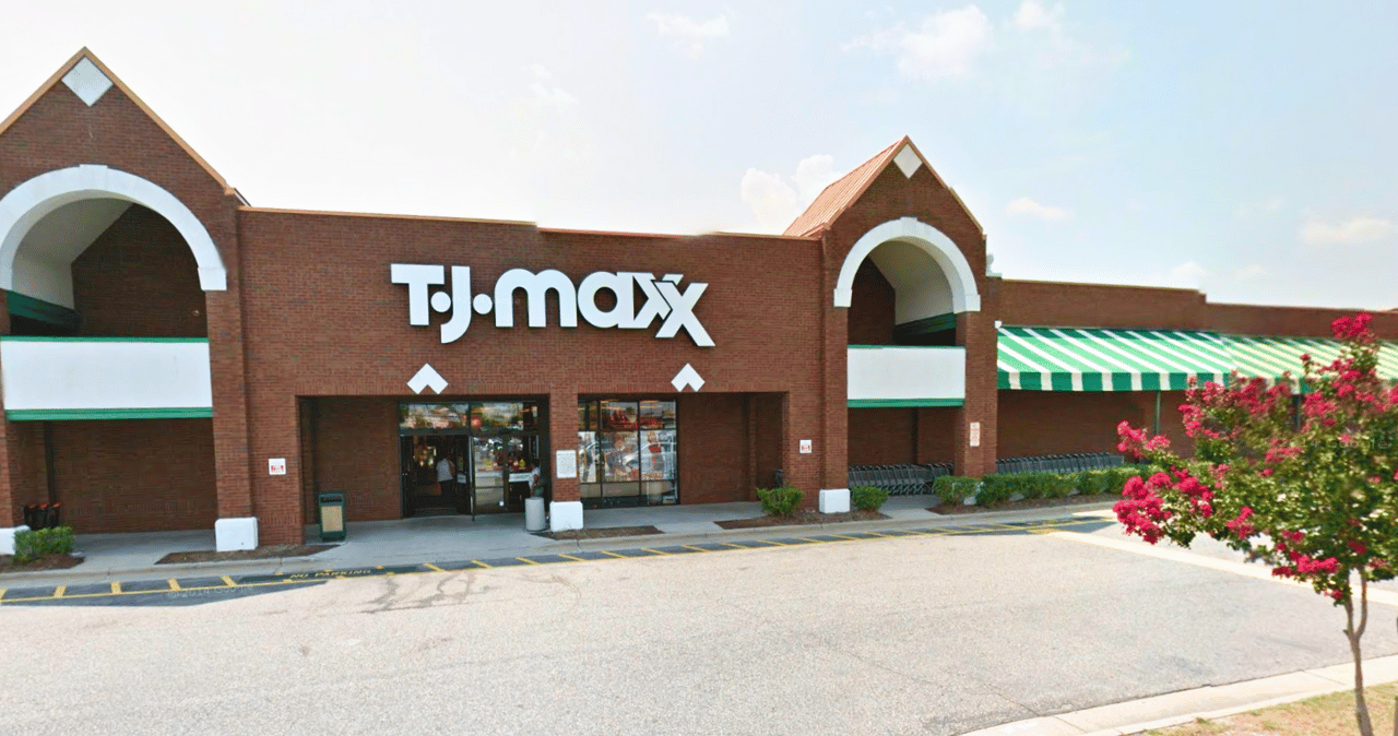 Cross Pointe Centre